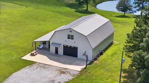 Exterior - 523 N Slayden Rd, Lamar, MS 38642 photo 3 of 8
