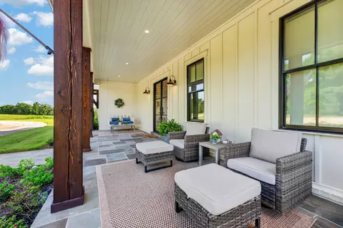 Exterior - 523 N Slayden Rd, Lamar, MS 38642 photo 5 of 8