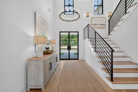 Entry Way - 523 N Slayden Rd, Lamar, MS 38642 photo 1 of 3