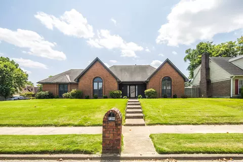 7291 Barnstable Rd, Memphis, TN 38125