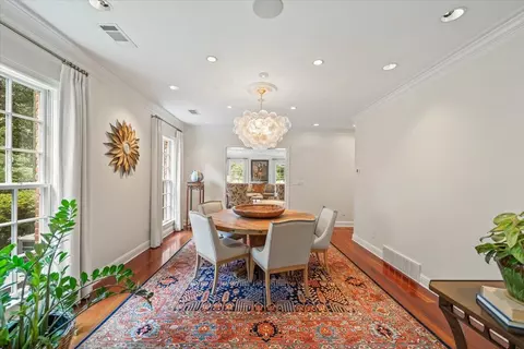 Dining - 188 E Galloway Dr, Memphis, TN 38111 photo 1 of 2