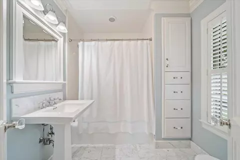 Bath - 188 E Galloway Dr, Memphis, TN 38111 photo 4 of 6