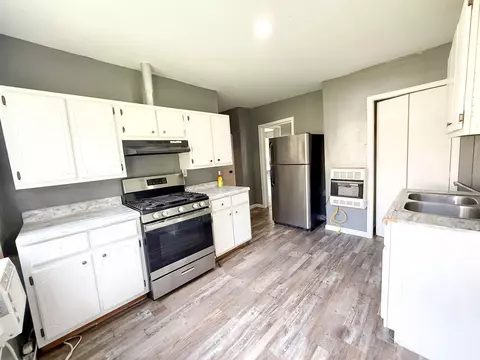 403 Sharp St, Corinth, MS 38834 photo 3