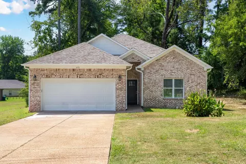 655 Charles Ave, Munford, TN 38058