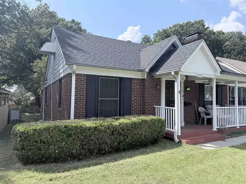 Exterior - 237 Edwin Cir, Memphis, TN 38104 photo 2 of 14