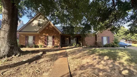 8860 Patricia Ellen Cv, Bartlett, TN 38133