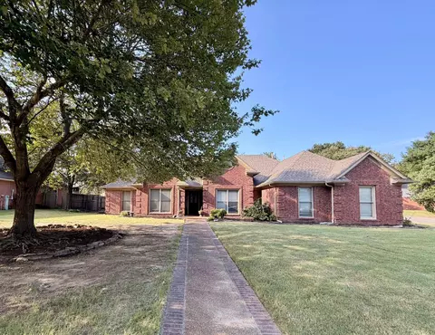 750 Landing Party Ln, Collierville, TN 38017