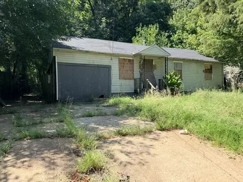 2233 Aberdeen Ave, Memphis, TN 38127