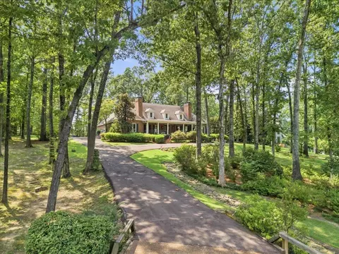 8950 On-the-hill Cv E, Germantown, TN 38139