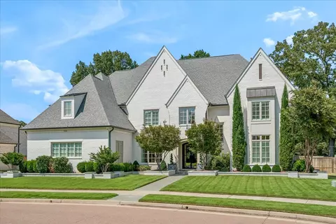 9060 Winston Woods Cir N, Germantown, TN 38139