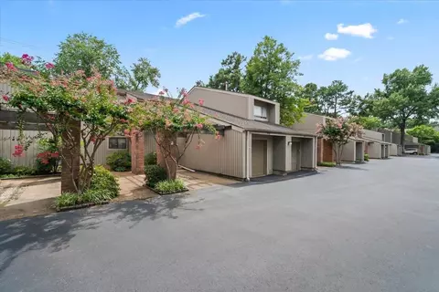4787 Towering Oaks Dr #803, Memphis, TN 38117