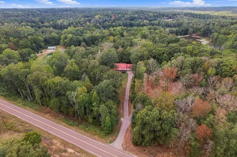 10440 W State Route 100 Hwy, Henderson, TN 38340