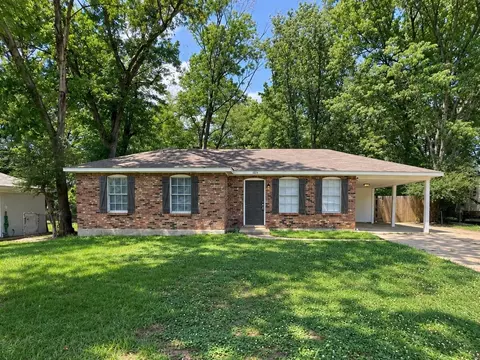 1902 Merrimac Cv, Southaven, MS 38671