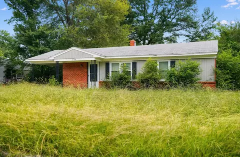 1726 Merrycrest Dr, Memphis, TN 38111