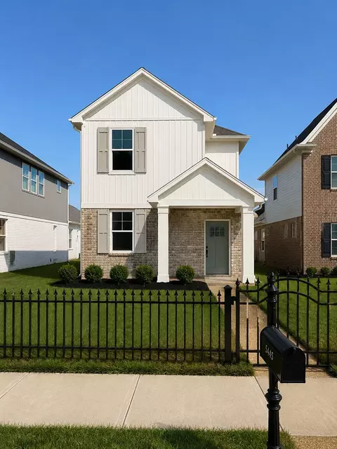 5545 Shipp Rd, Millington, TN 38053