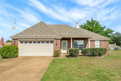 4928 Phipps Dr, Memphis, TN 38125
