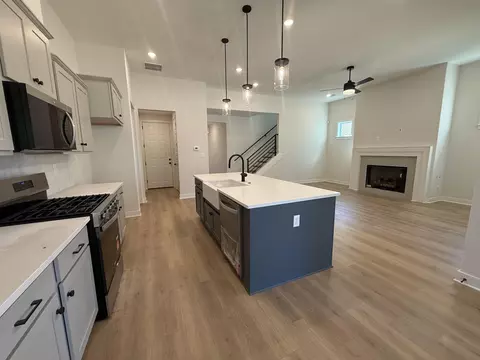 Kitchen - 3138 Mannington Dr, Bartlett, TN 38135 photo 2 of 3