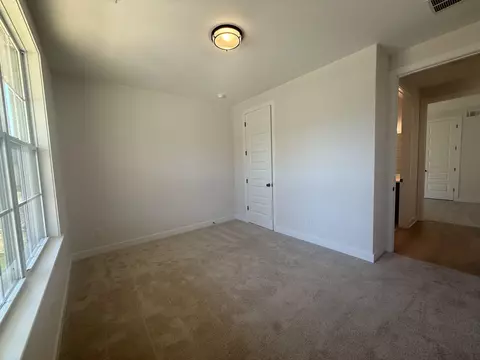Bedroom - 3138 Mannington Dr, Bartlett, TN 38135 photo 2 of 3