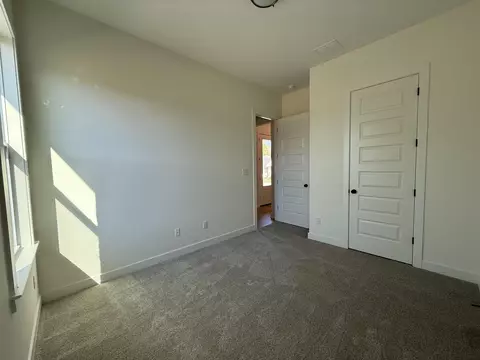Bedroom - 3141 Mannington Dr, Bartlett, TN 38135 photo 4 of 4