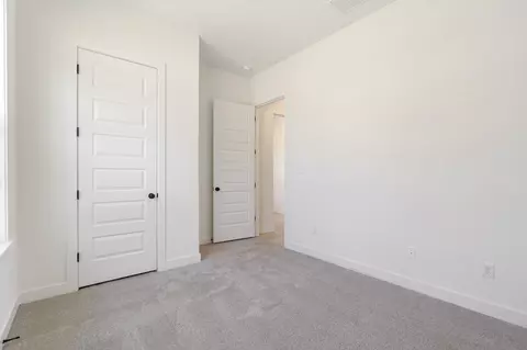 Bedroom - 3141 Mannington Dr, Bartlett, TN 38135 photo 6 of 9