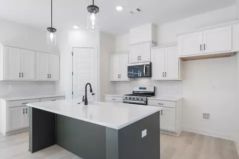 Kitchen - 3141 Mannington Dr, Bartlett, TN 38135 photo 1 of 3