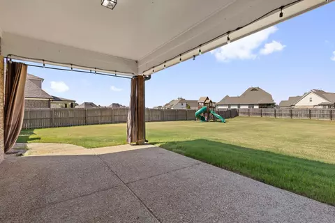 Exterior - 7191 E Harrier Dr, Olive Branch, MS 38654 photo 3 of 4
