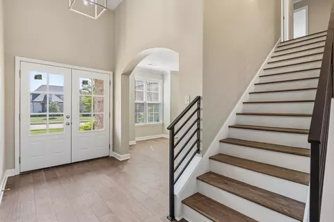 Entry Way - 7191 E Harrier Dr, Olive Branch, MS 38654 photo 2 of 3