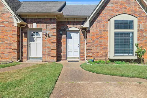 1613 Oaken Bucket Dr, Cordova, TN 38016
