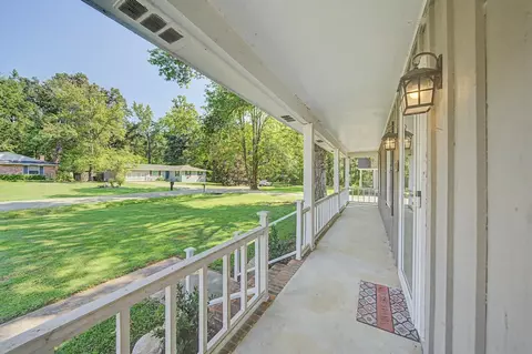 Exterior - 2710 North Ln, Corinth, MS 38834 photo 5 of 13