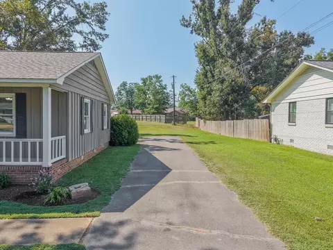 Exterior - 2710 North Ln, Corinth, MS 38834 photo 6 of 13