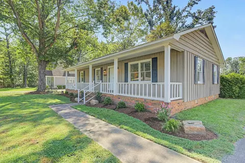 Exterior - 2710 North Ln, Corinth, MS 38834 photo 4 of 13