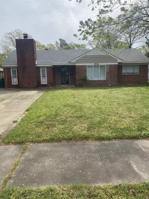 1536 Colonial Rd, Memphis, TN 38117