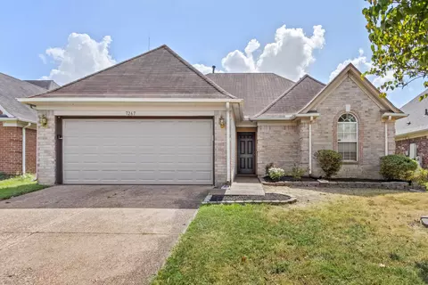 7267 Amberly Way Dr, Cordova, TN 38018