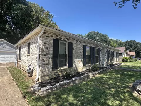 Exterior - 2373 Curbertson St, Bartlett, TN 38134 photo 2 of 4