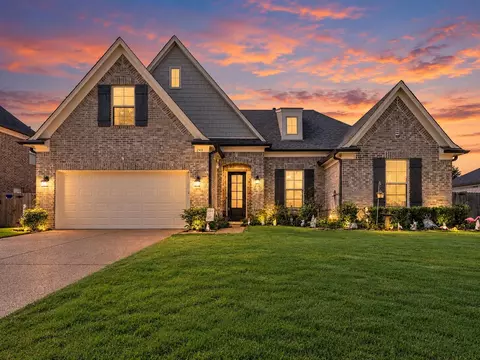 240 Misty Fields Rd, Oakland, TN 38060
