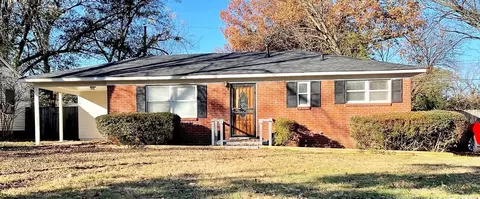 2993 Phyllis Ln, Memphis, TN 38118