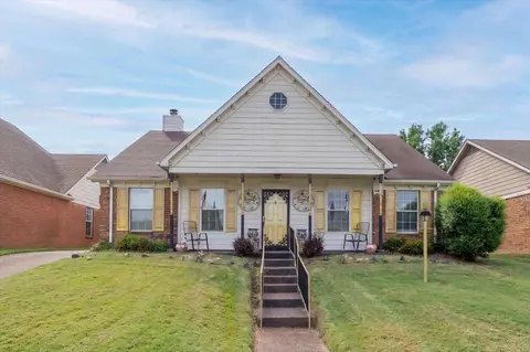 1691 Dexter Ln, Cordova, TN 38016