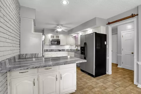 Kitchen - 356 Rutledge St, Collierville, TN 38017 photo 1 of 4