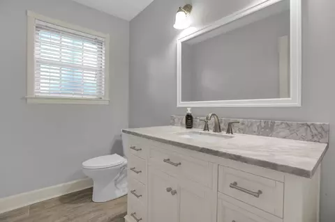 Bath - 356 Rutledge St, Collierville, TN 38017 photo 3 of 3