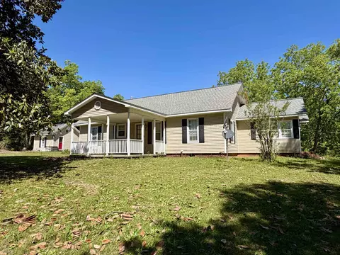 1629 Buena Vista Rd, Bethel Springs, TN 38315