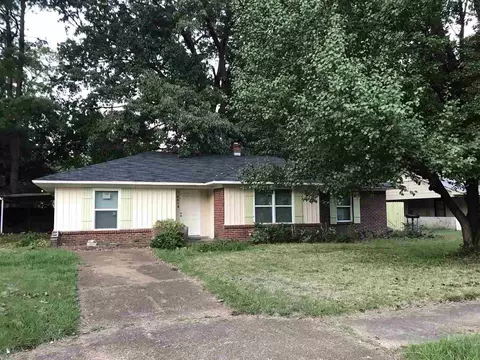 4418 Quince Rd, Memphis, TN 38117