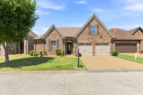 8522 Woodland Rose Cir, Cordova, TN 38016