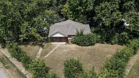 462 King Rd, Memphis, TN 38109