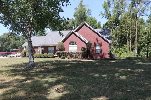 3920 W Union Rd, Millington, TN 38053
