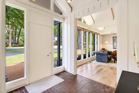 Entry Way - 431 Erwin Dr, Memphis, TN 38117 photo 1 of 5
