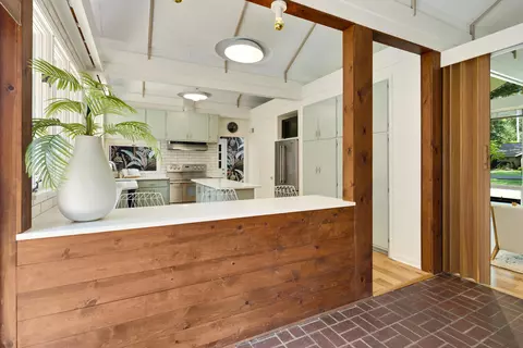 Kitchen - 431 Erwin Dr, Memphis, TN 38117 photo 1 of 4