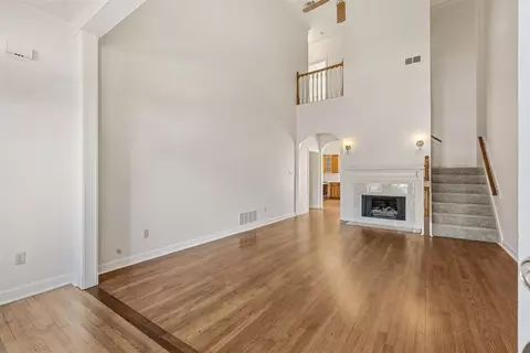 Living - 1732 Constable Ct, Collierville, TN 38017 photo 1 of 2