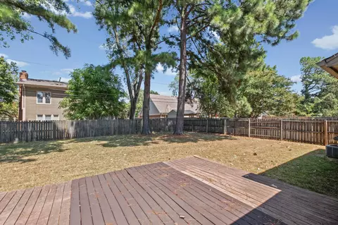 8142 S Creekside Cir S, Cordova, TN 38016