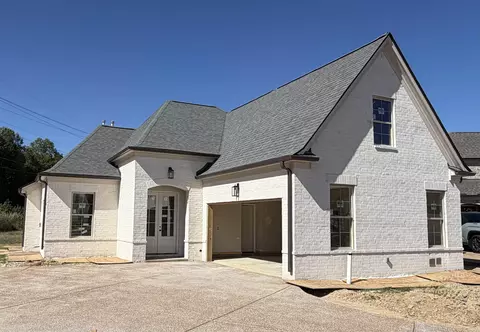 9670 Ryder Springs Dr, Cordova, TN 38018