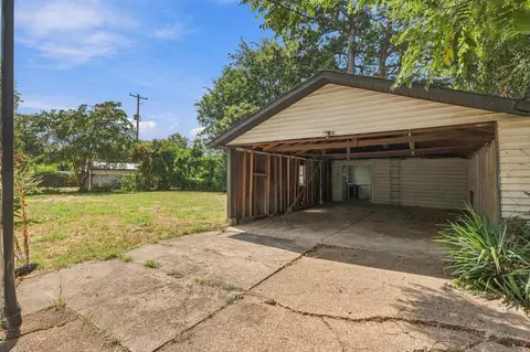 Exterior - 867 Maple Dr, Memphis, TN 38108 photo 5 of 5
